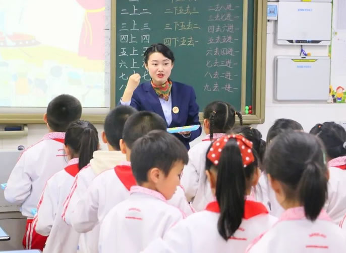 綿陽東辰國際學(xué)校20周年校慶?？?期丨東辰教育成功的密碼